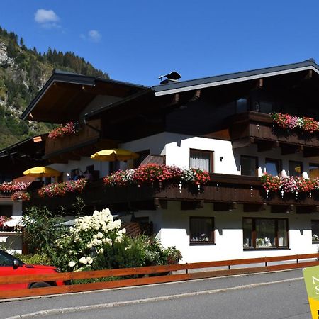 Pension Und Appartement Weinschreiber Rauris Eksteriør bilde
