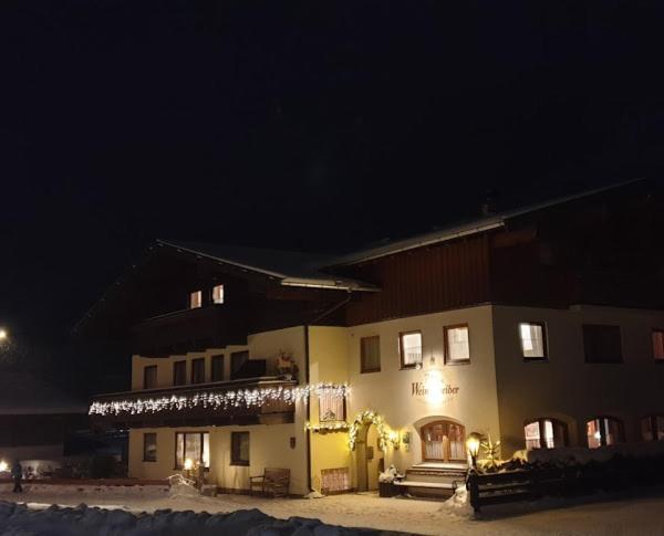 Pension Und Appartement Weinschreiber Rauris Eksteriør bilde