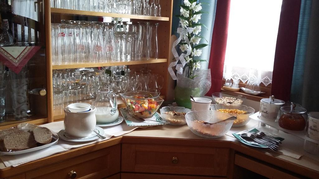 Pension Und Appartement Weinschreiber Rauris Eksteriør bilde