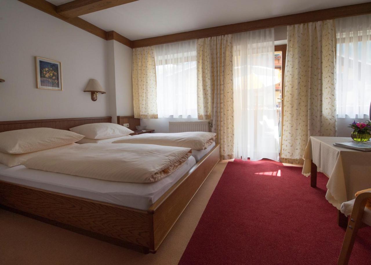 Pension Und Appartement Weinschreiber Rauris Eksteriør bilde